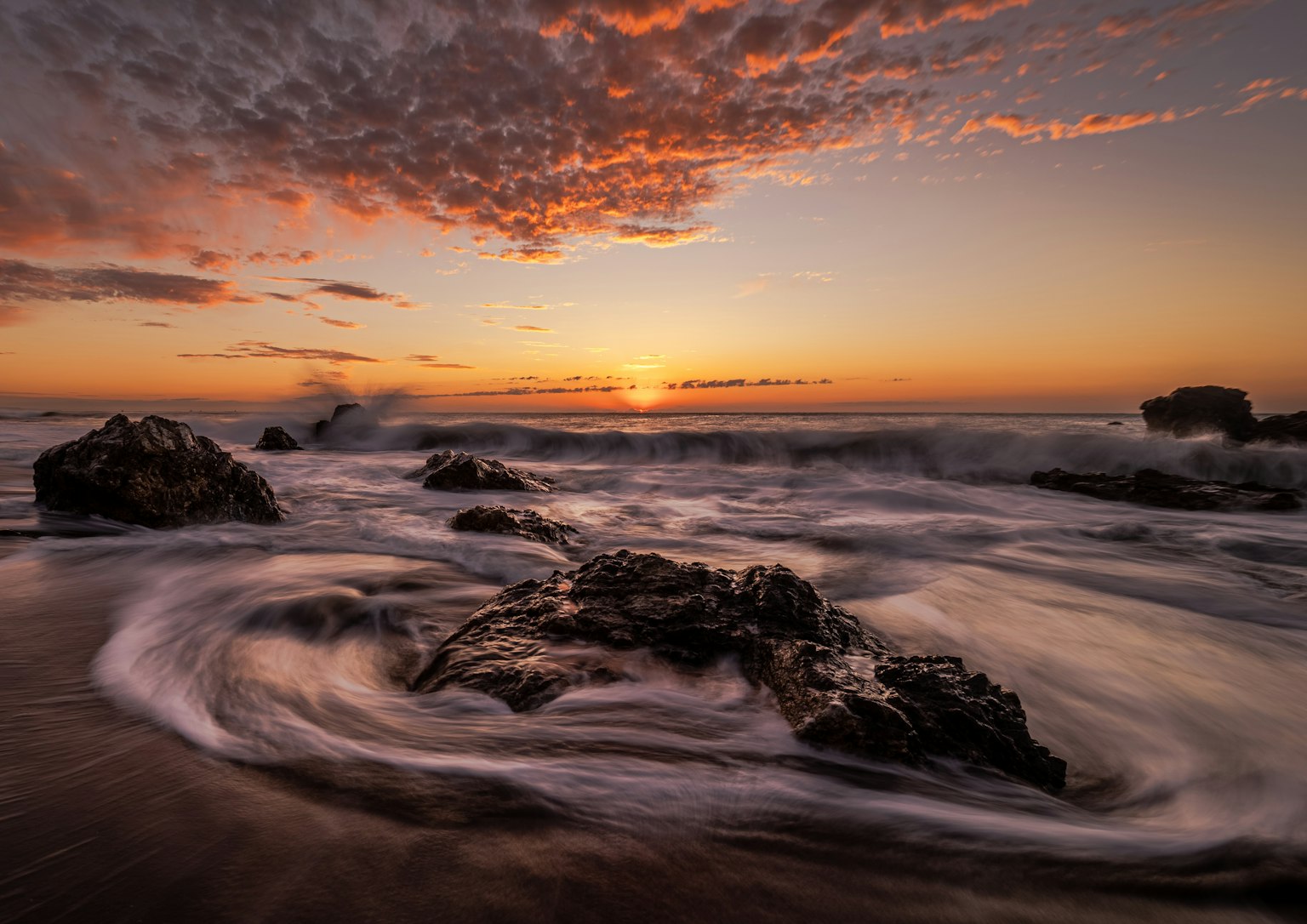 photo-h9vQ3T4Ly9tJJVGvrv8c-image