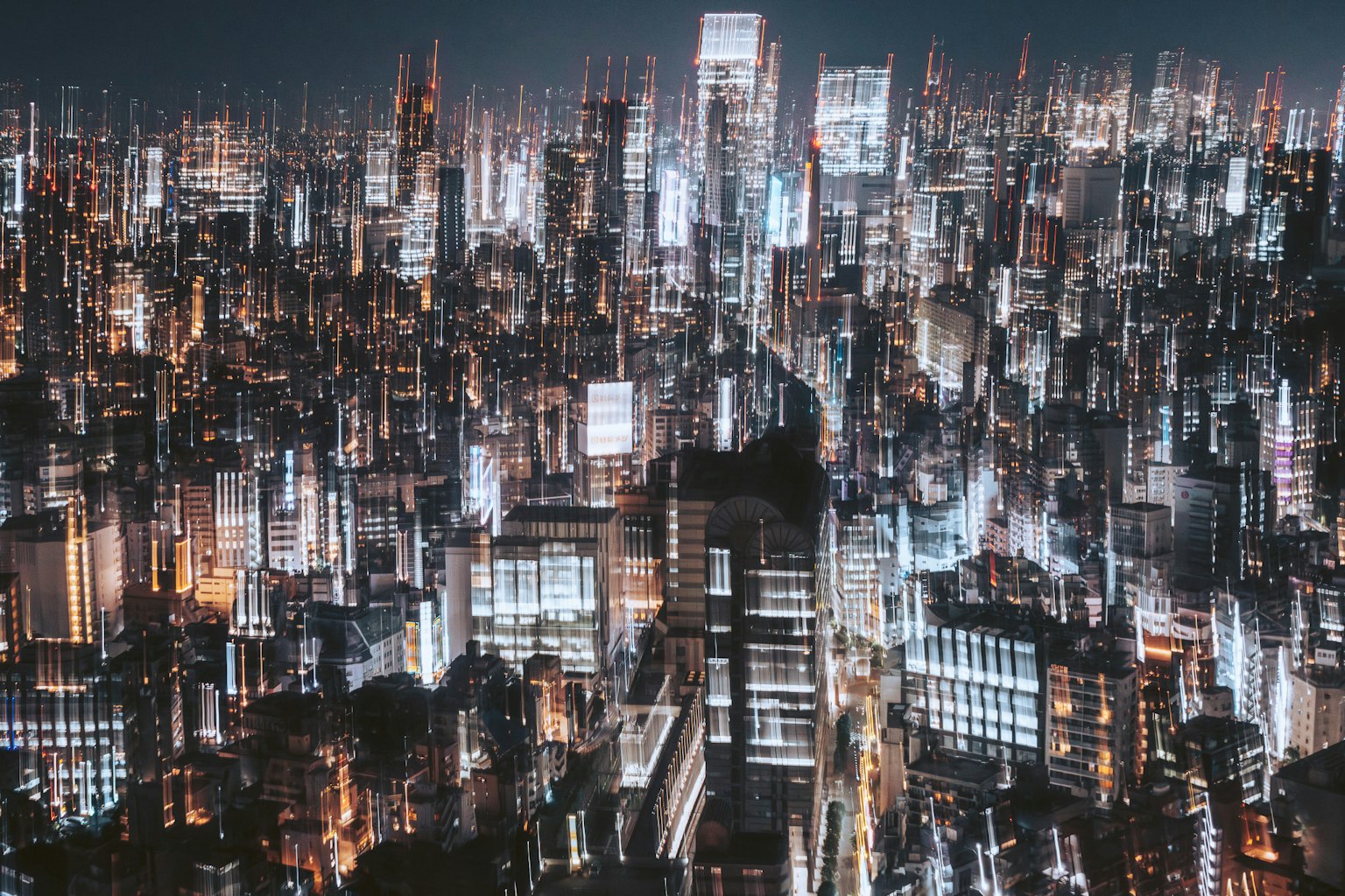 夜晚灯光闪烁的繁华城市天际线