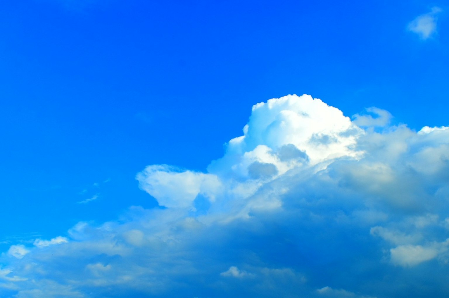 Beautiful view of white clouds floating in a blue sky