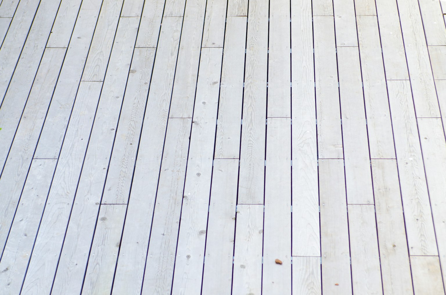 Pattern and texture of a white wooden floor