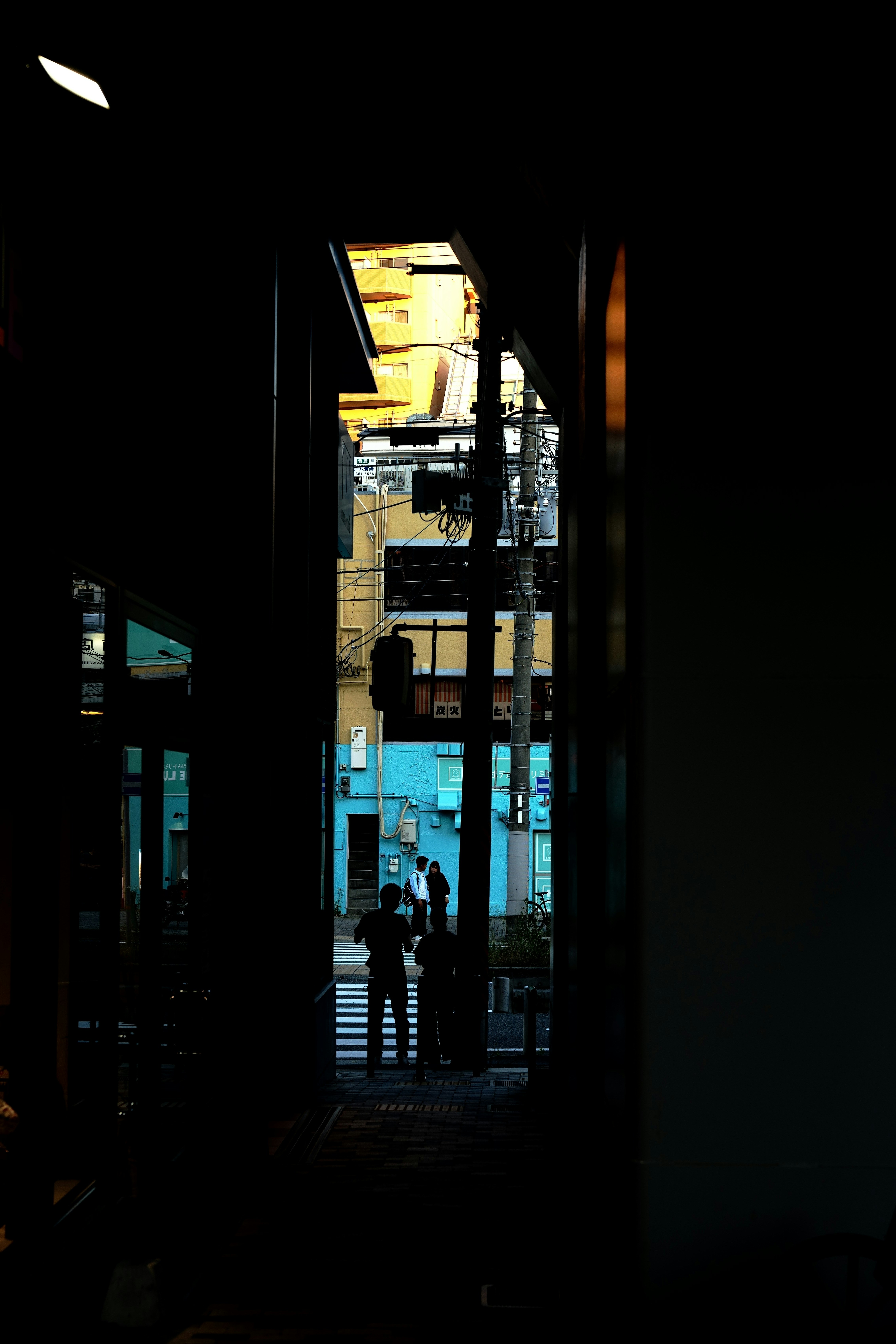 photo-lve1X6U6A01OYpiQSC63-image