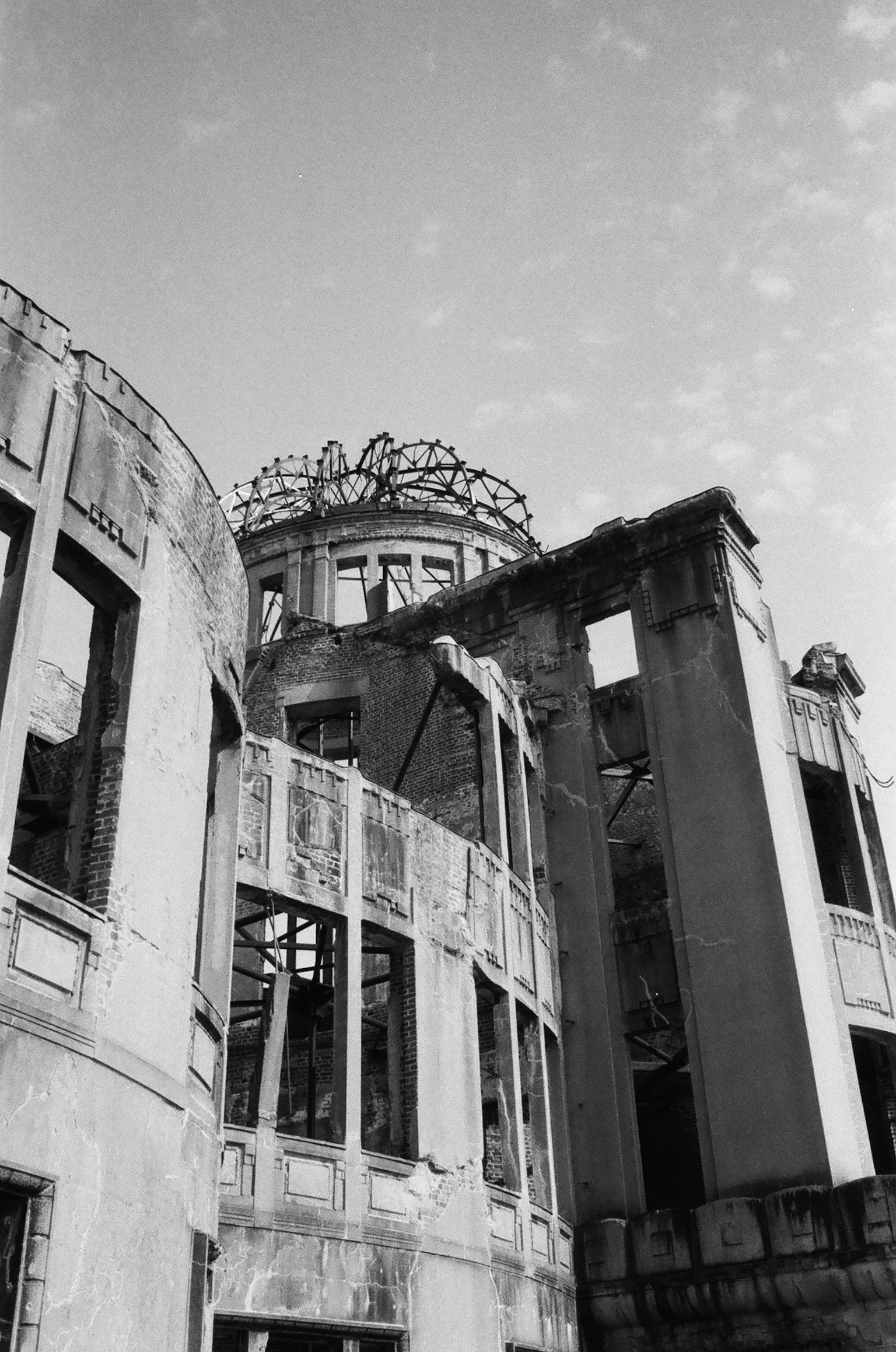 Photo du dôme de la bombe atomique de Hiroshima, un monument détruit