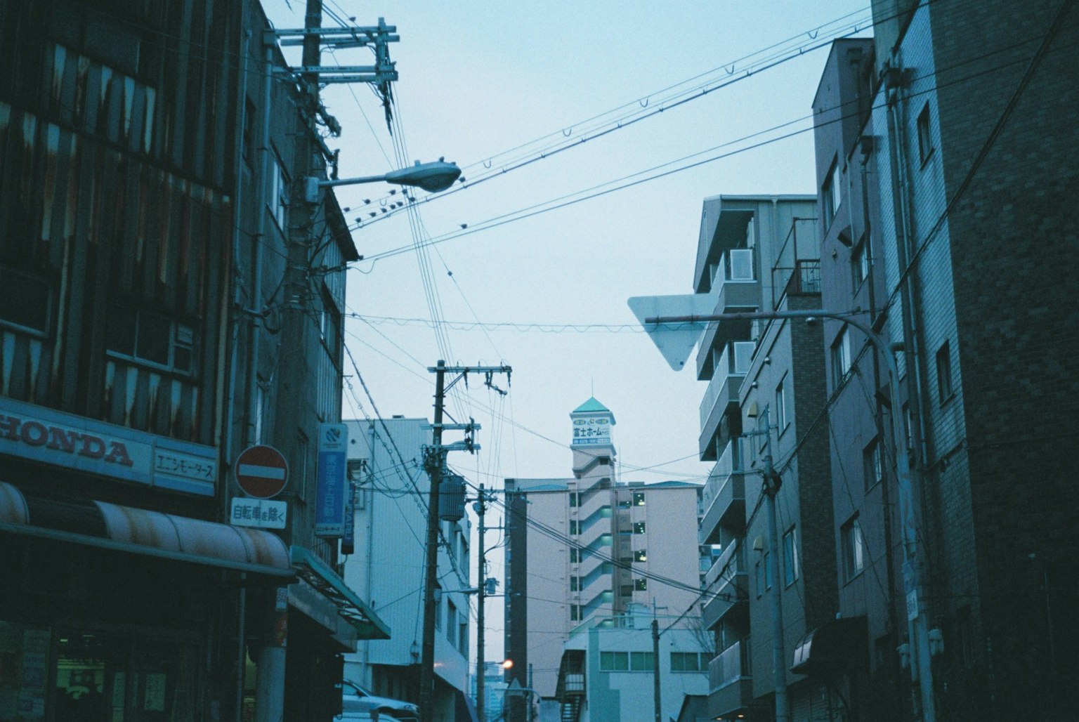 photo-oCZLzNyg4jhNCVYXaD73-image