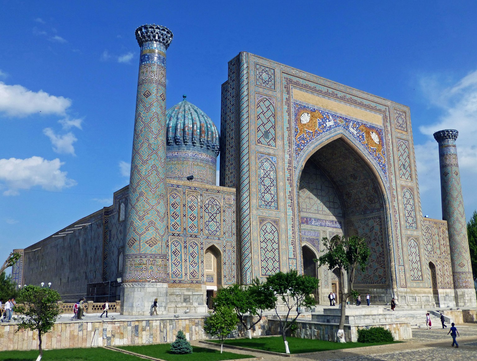 Stunning architectural structure in Uzbekistan under a clear blue sky