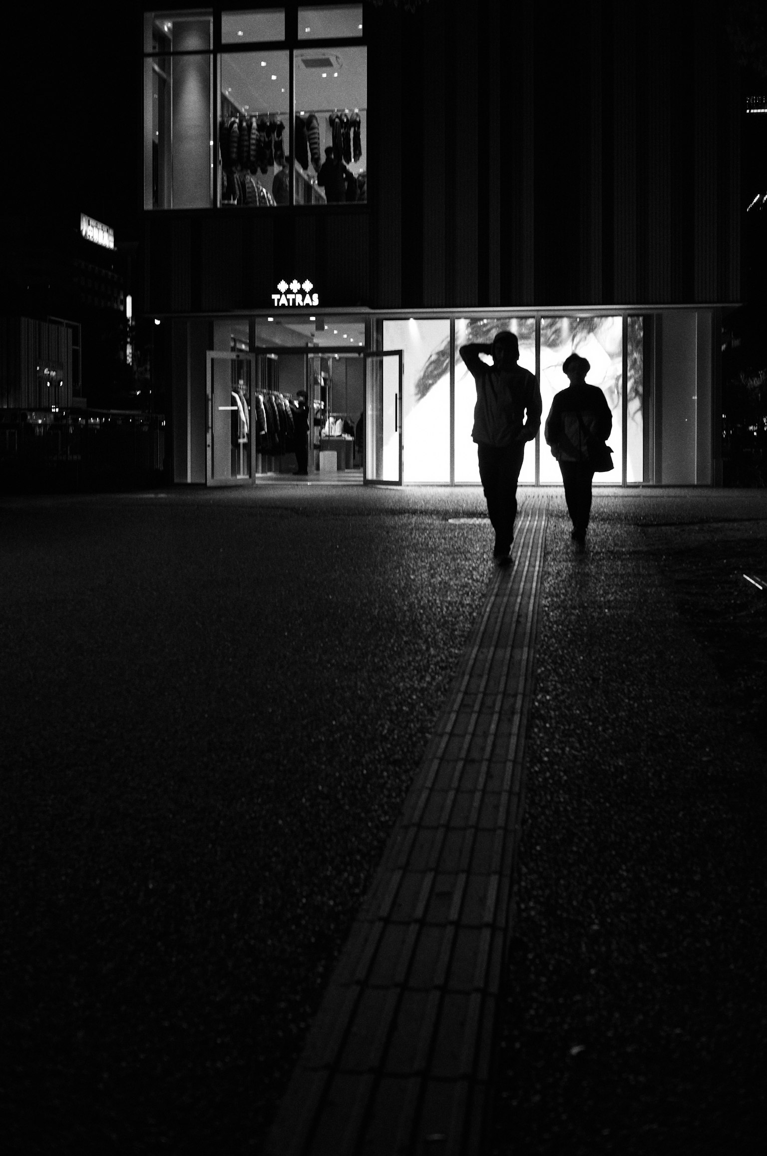 photo-peo8iN1uPHVHBgPITJkt-image