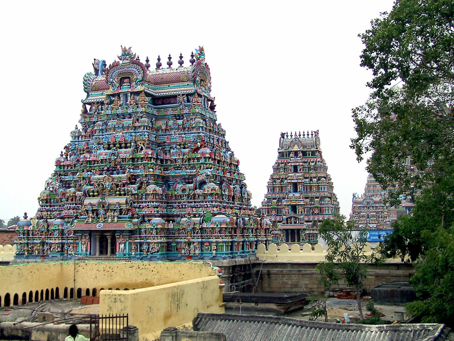 Complexe de temples colorés dans le sud de l'Inde