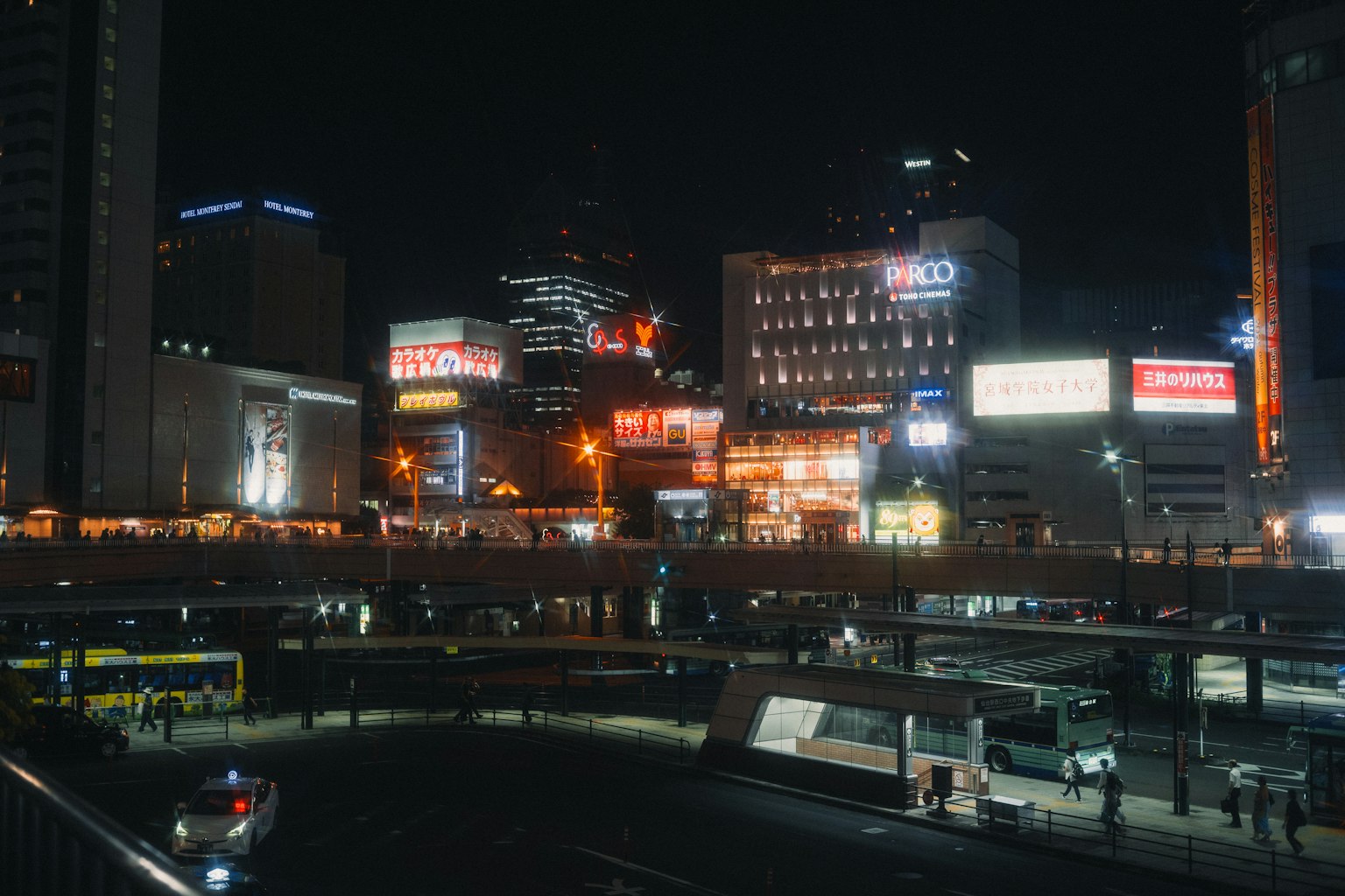 photo-qdMN1KymVZUC6hyelDxl-image