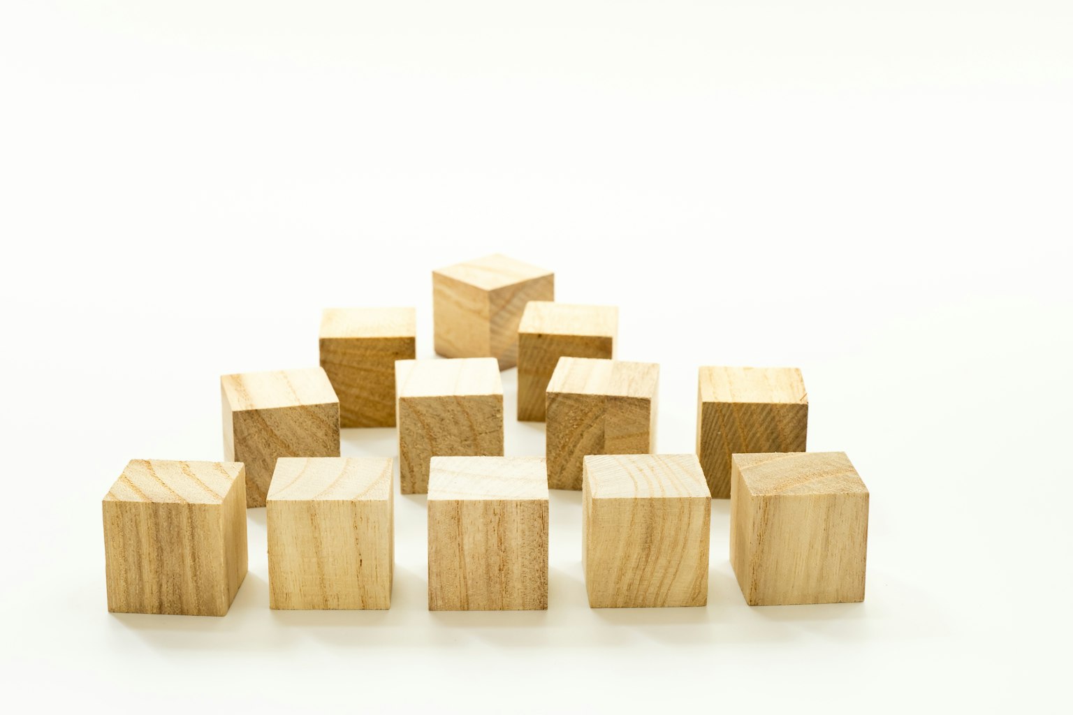 Simple image of irregularly arranged wooden cubes