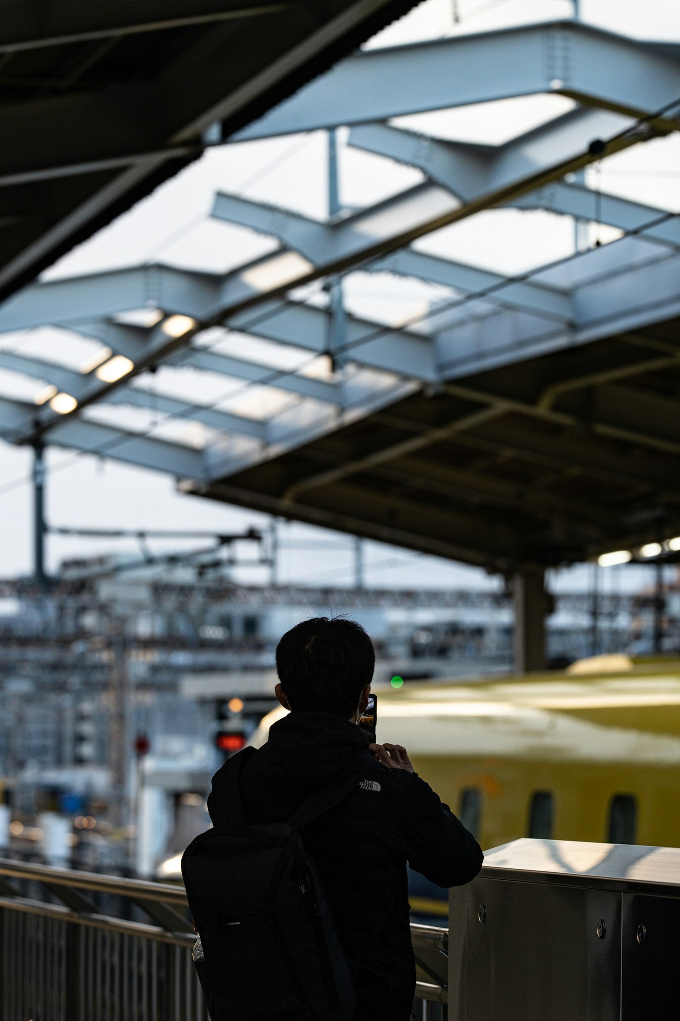 Doctor Yellow Shinkansen at Shin-Osaka Station, viewed from below