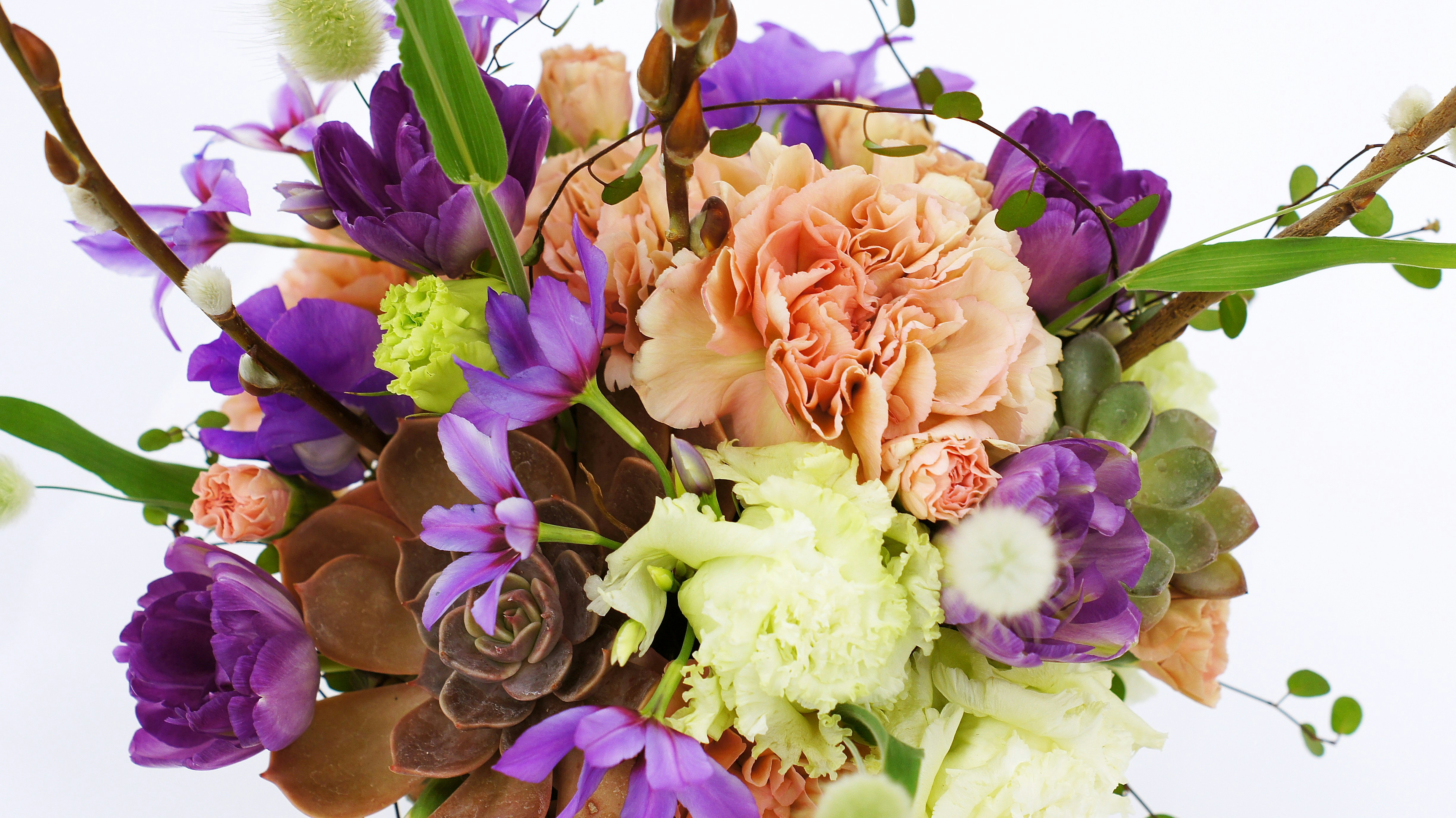 色とりどりの花束のクローズアップ