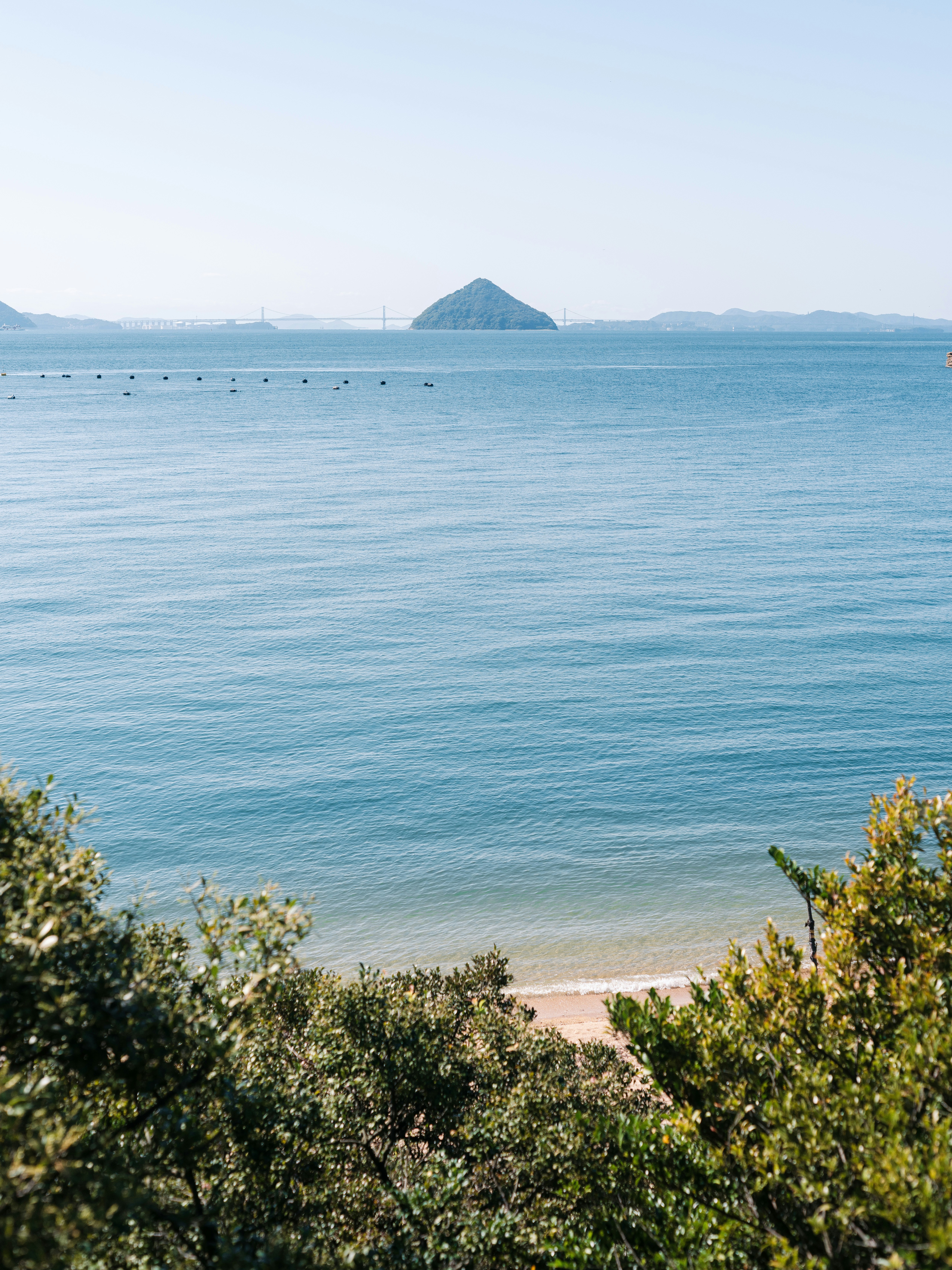 Simple gray square design on a dark background