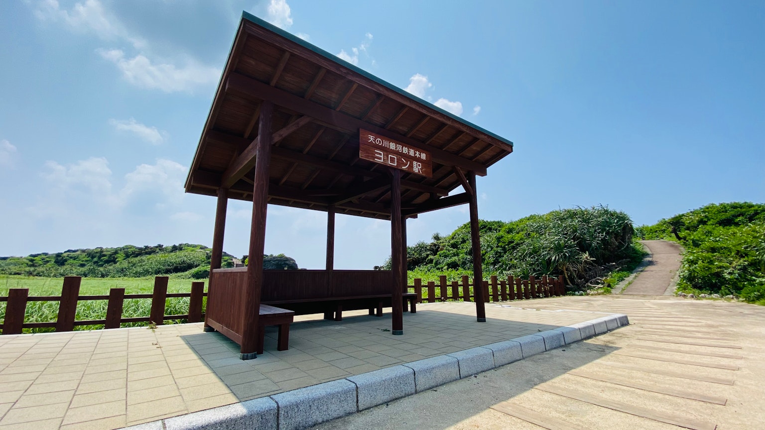 Wooden rest area with a clear blue sky