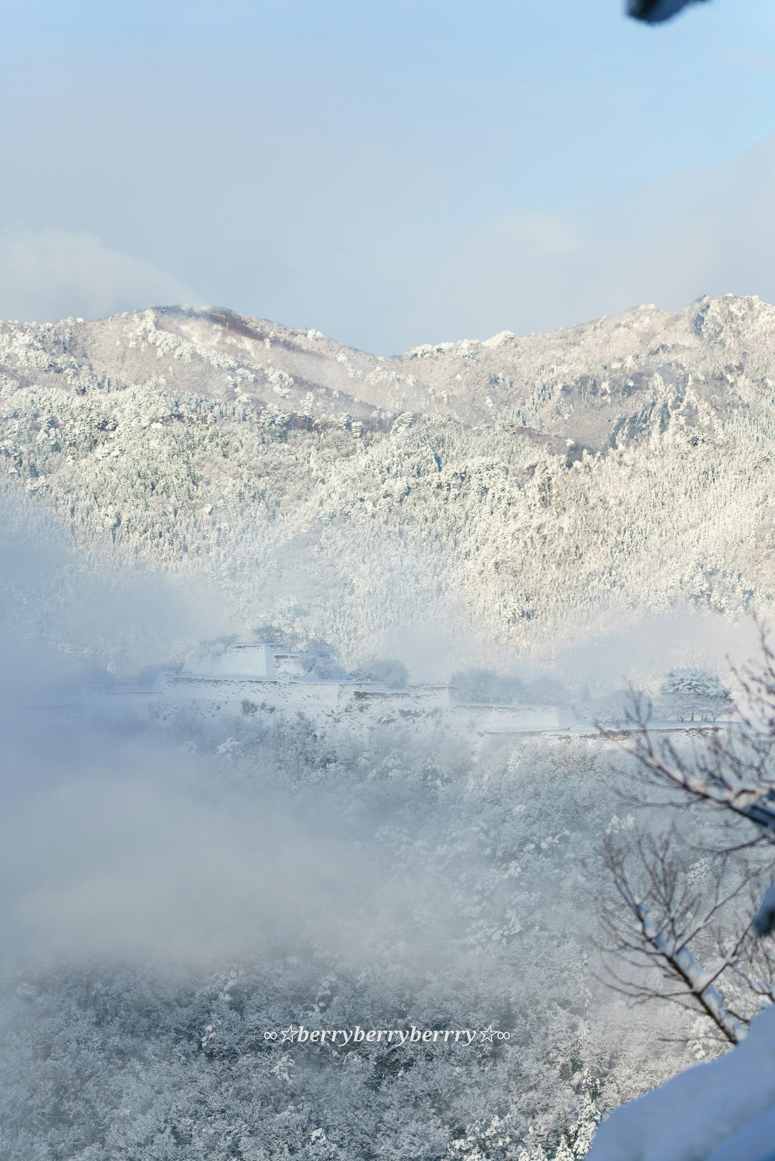 photo-uh161faMUweGjPRrQLG7-image