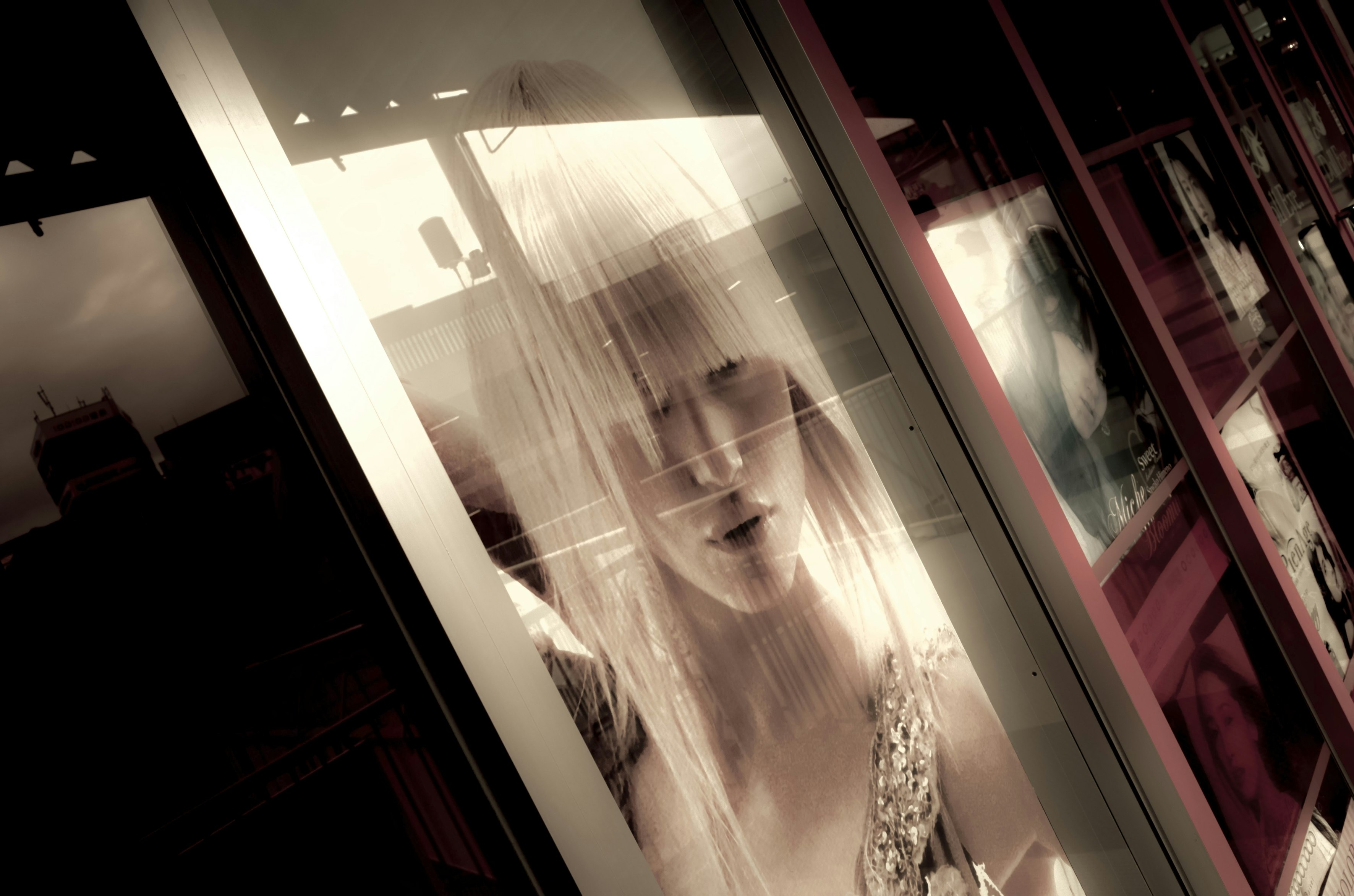 photo-v8ZC2Lua2y0S0cyZvyfc-image