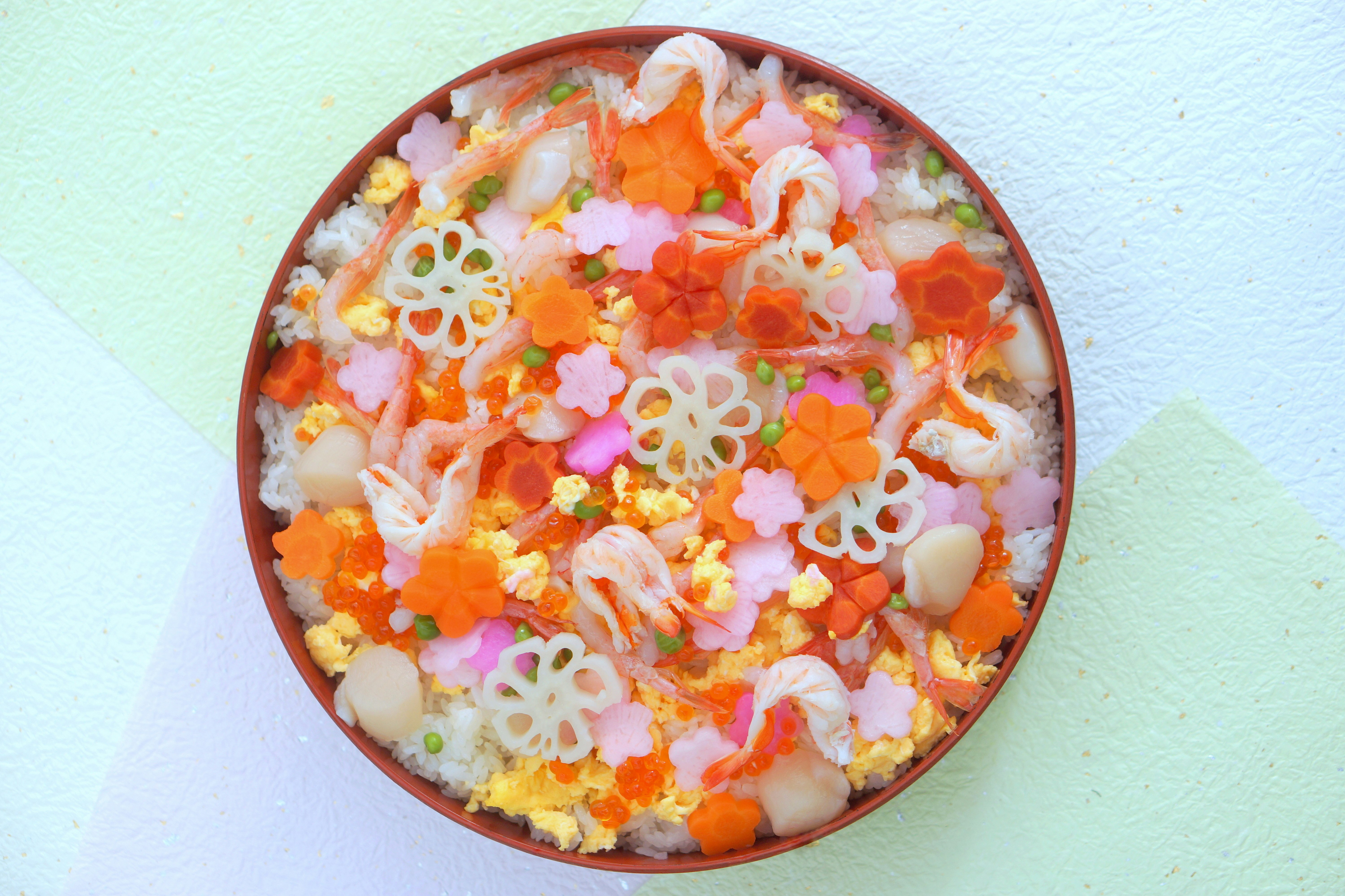 đĩa bánh kẹo Nhật nhiều màu