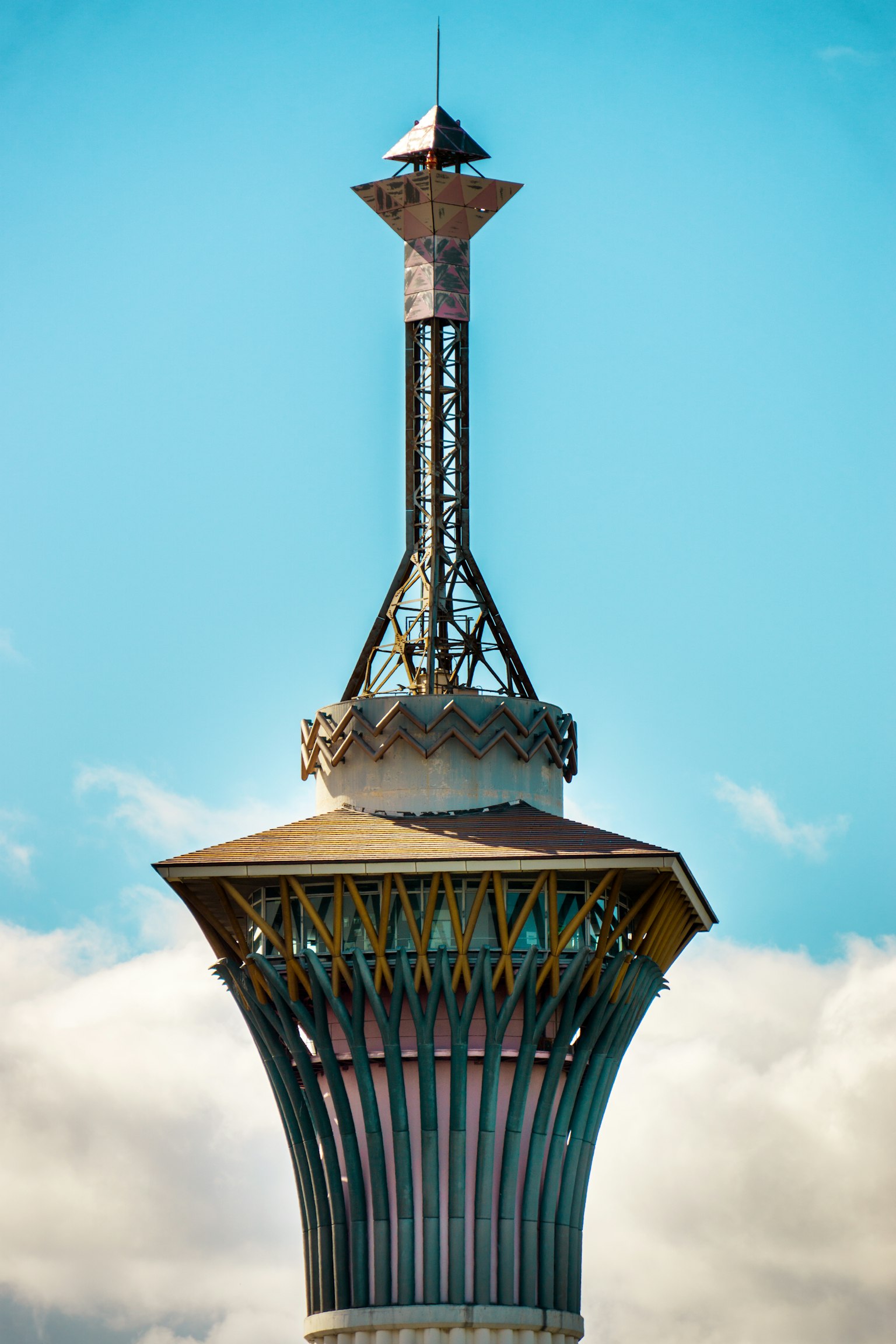 รายละเอียดยอดของ Stratosphere Tower ในลาสเวกัส