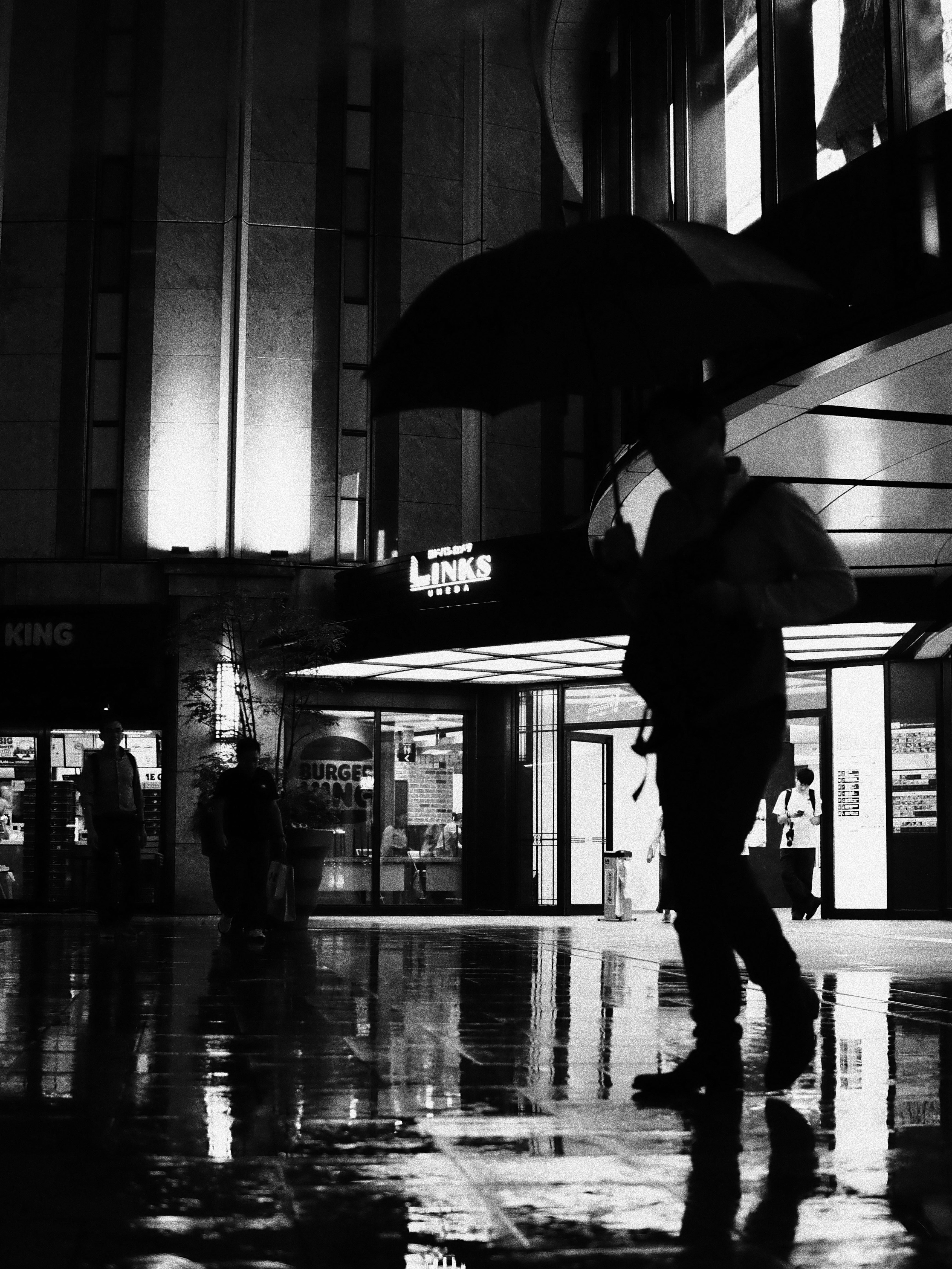 photo-xvcja8YsCH7ke7PDYwLL