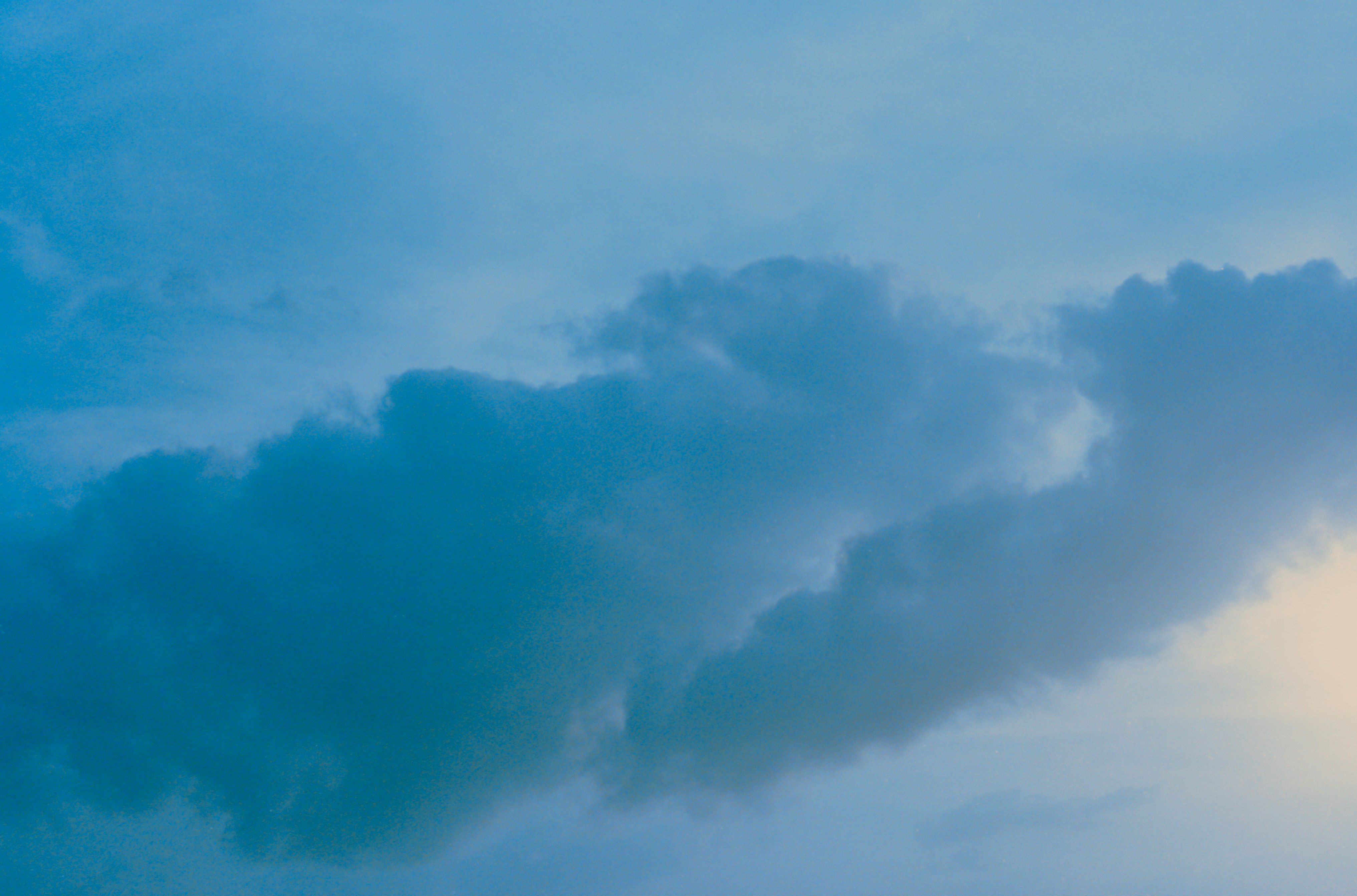 青空に広がる雲の表情
