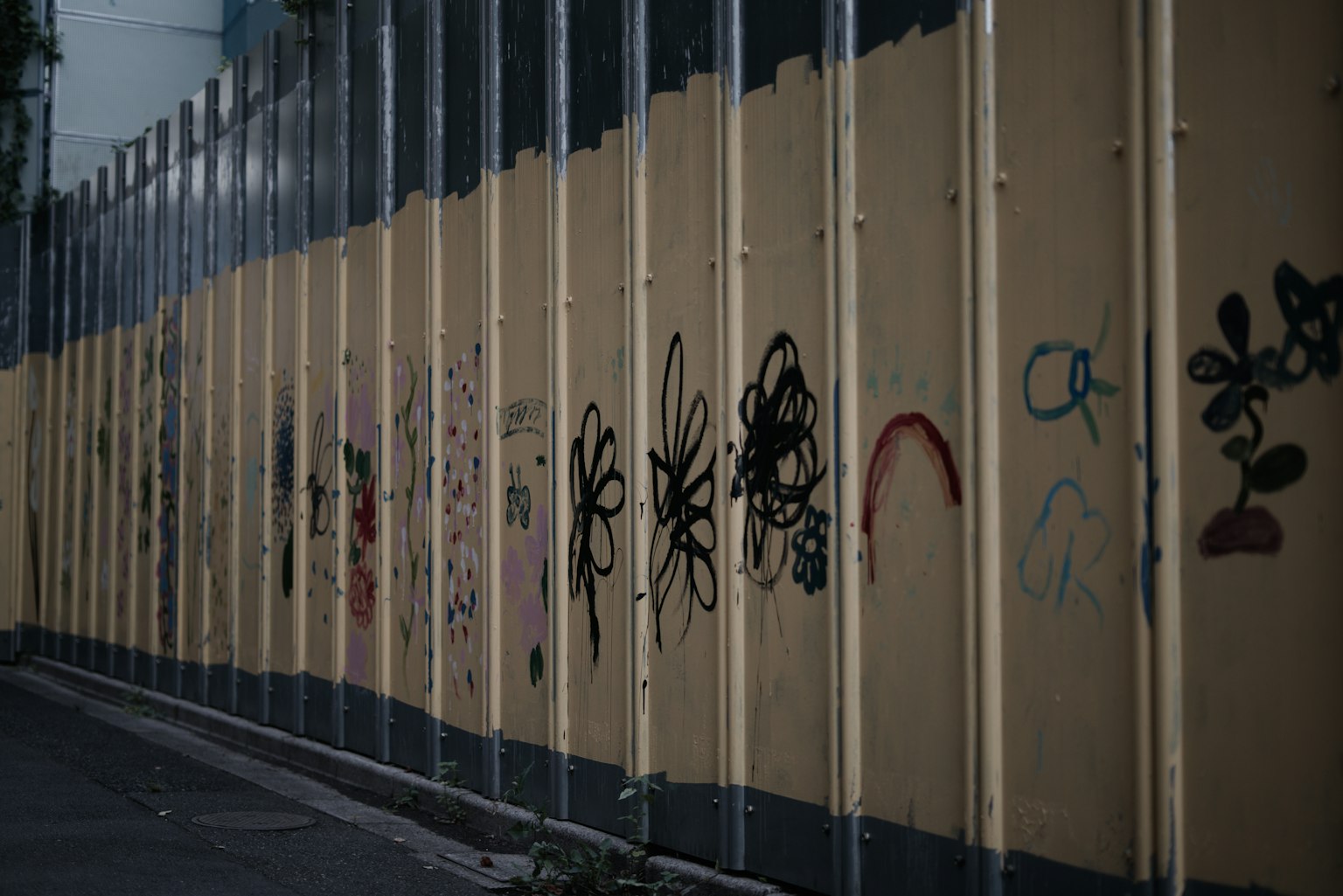 Bộ sưu tập nghệ thuật graffiti trên tường thành phố